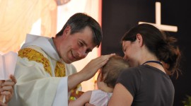 Prêtres Séminaristes Baptême Eglise Emmanuel Don